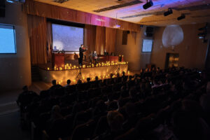 Торжественное награждение в честь празднования Международного женского дня